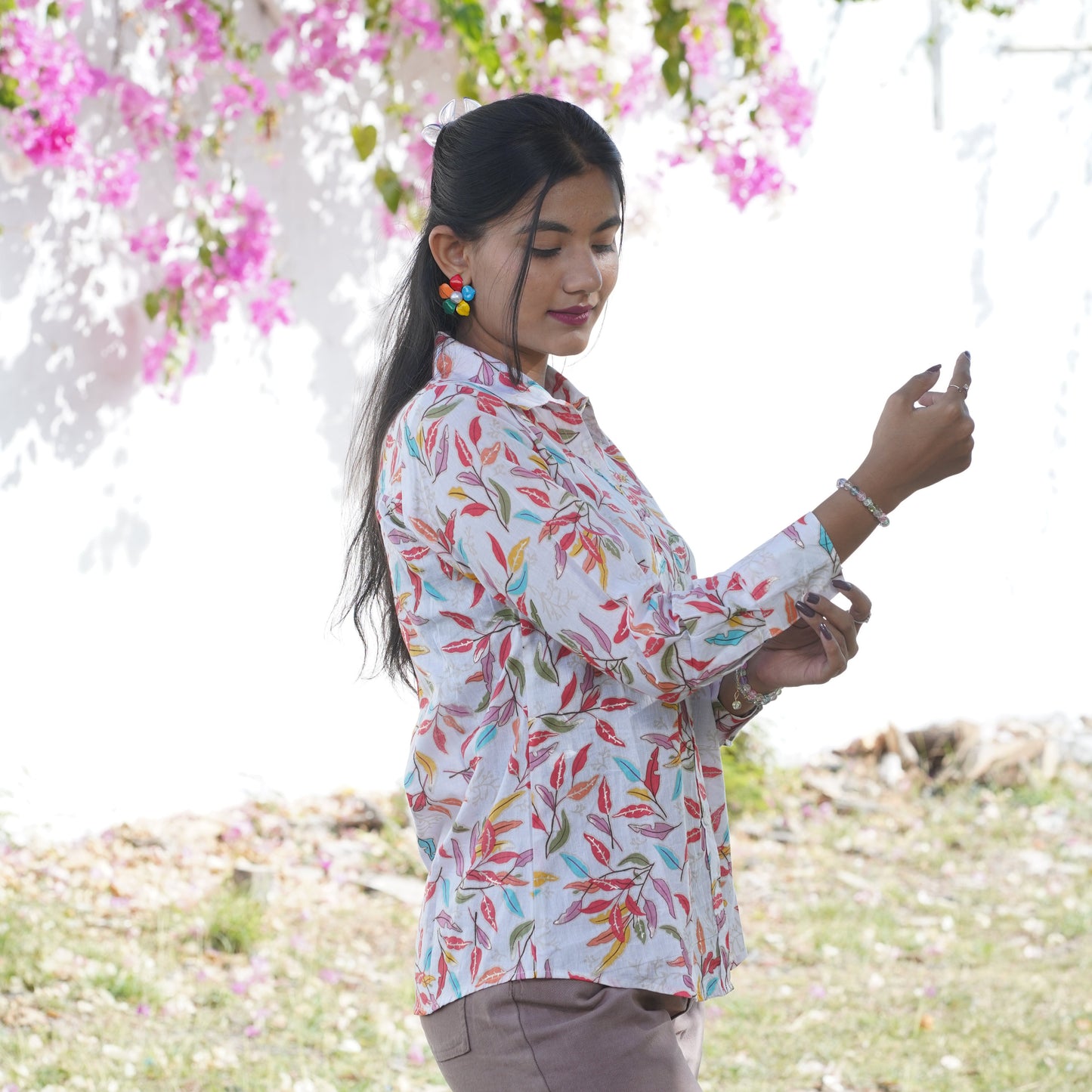 White with Multicolor Leaf Print Cotton Shirt – Breathable & Natural Fabric